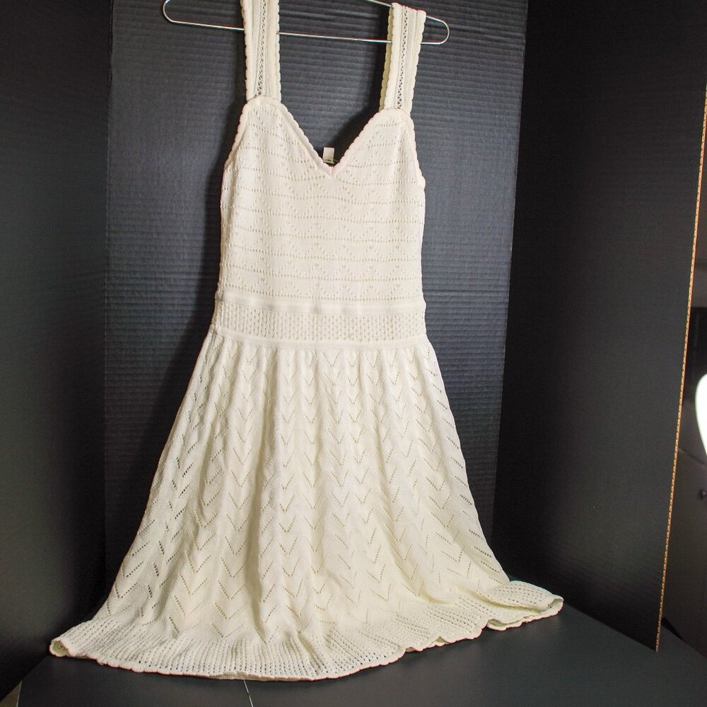 Guess Women’s White, Crochet-style summer dress